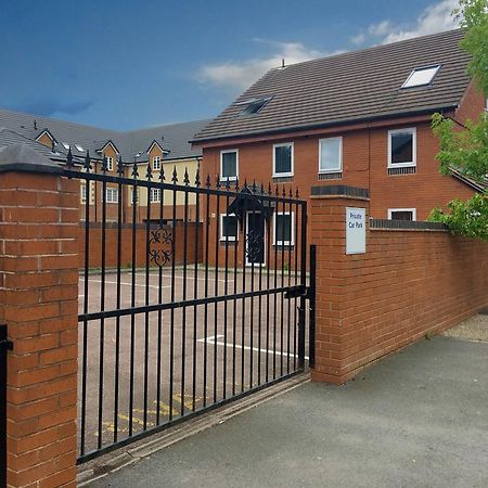 Phoenix House Apartments Walsall Esterno foto